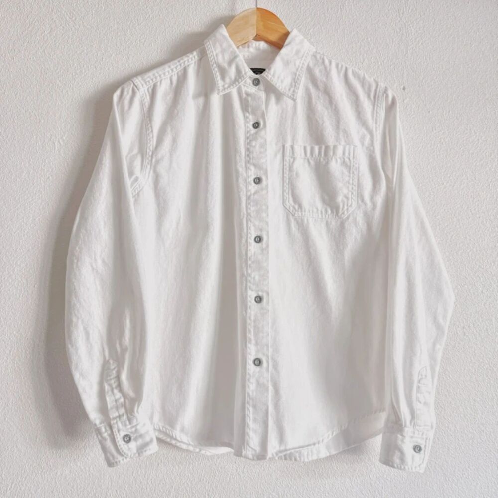 90s vintage white cotton shacket w/ metal button closure